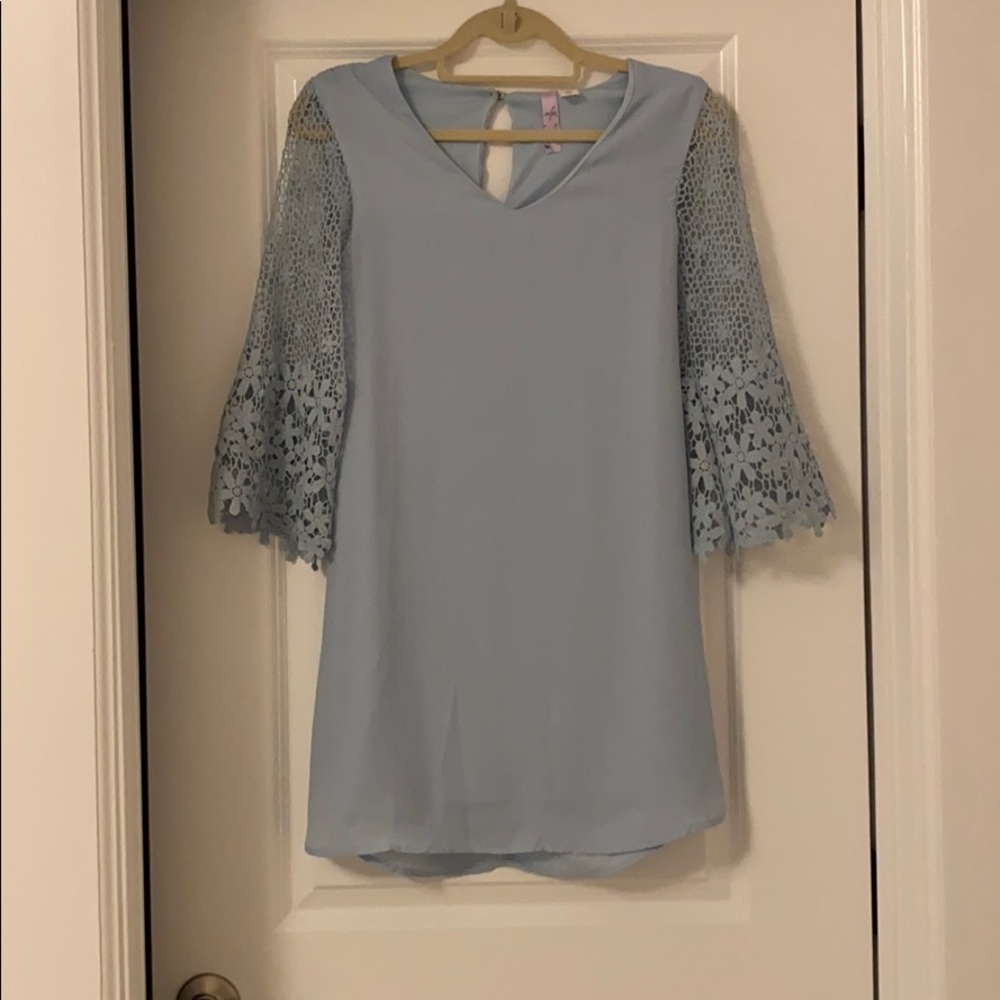 baby blue lace sleeves dress